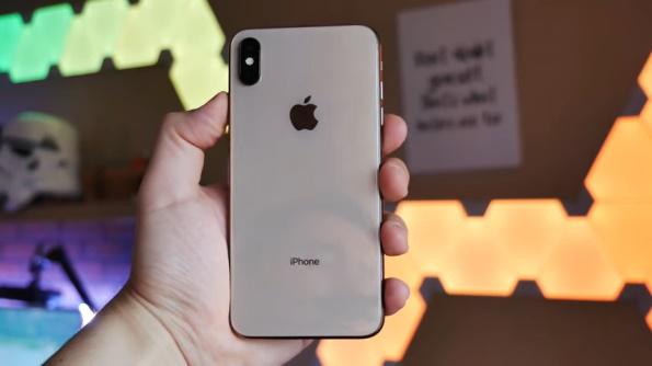 iPhone XS Max: overview of features, price, start of sales, photos 