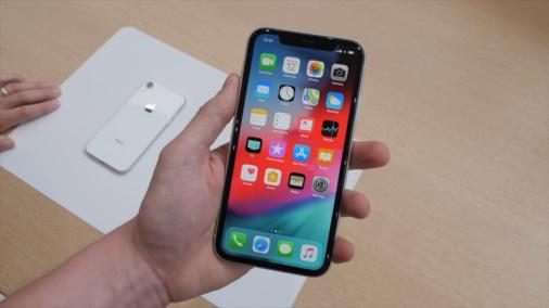iPhone XS Max: overview of features, price, start of sales, photos 