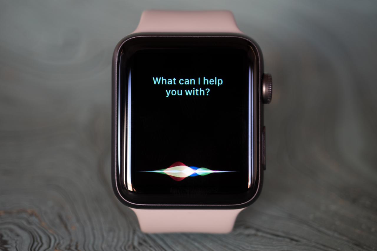 Siri does not work on Apple Watch 
