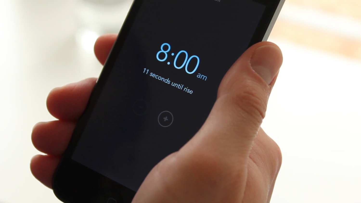alarm clock on iphone 