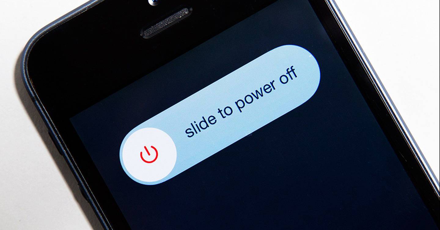 how to turn off an iPhone if it freezes 