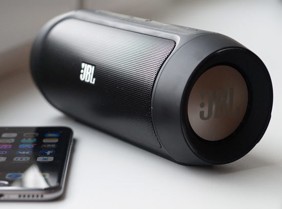 Review-comparison of JBL Charge 2 and Creative Sound Blaster Free 
