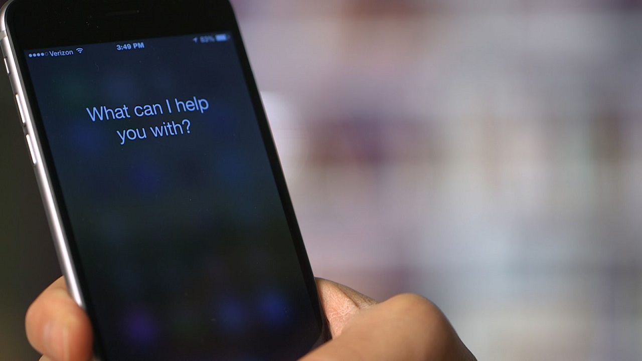 how to make siri voice who is calling 