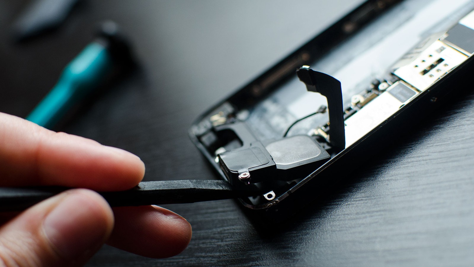 an iPhone under warranty is being repaired or changed 